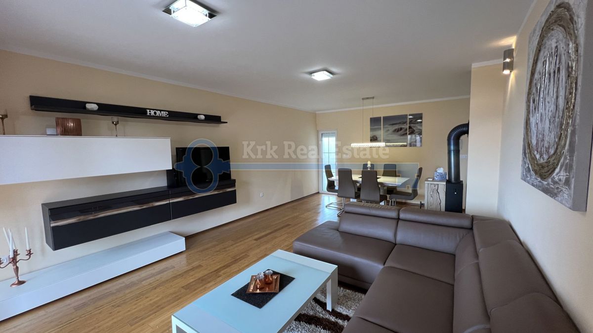 CRIKVENICA - APARTMA S POGLEDOM NA MORJE