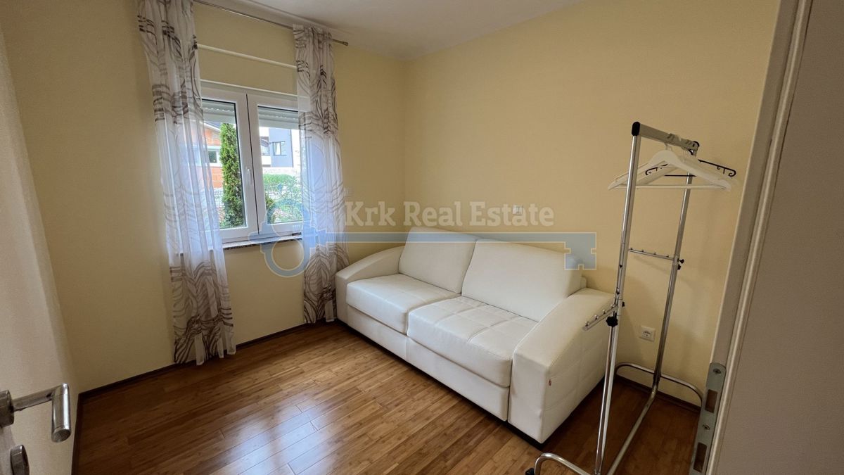 CRIKVENICA - APARTMA S POGLEDOM NA MORJE