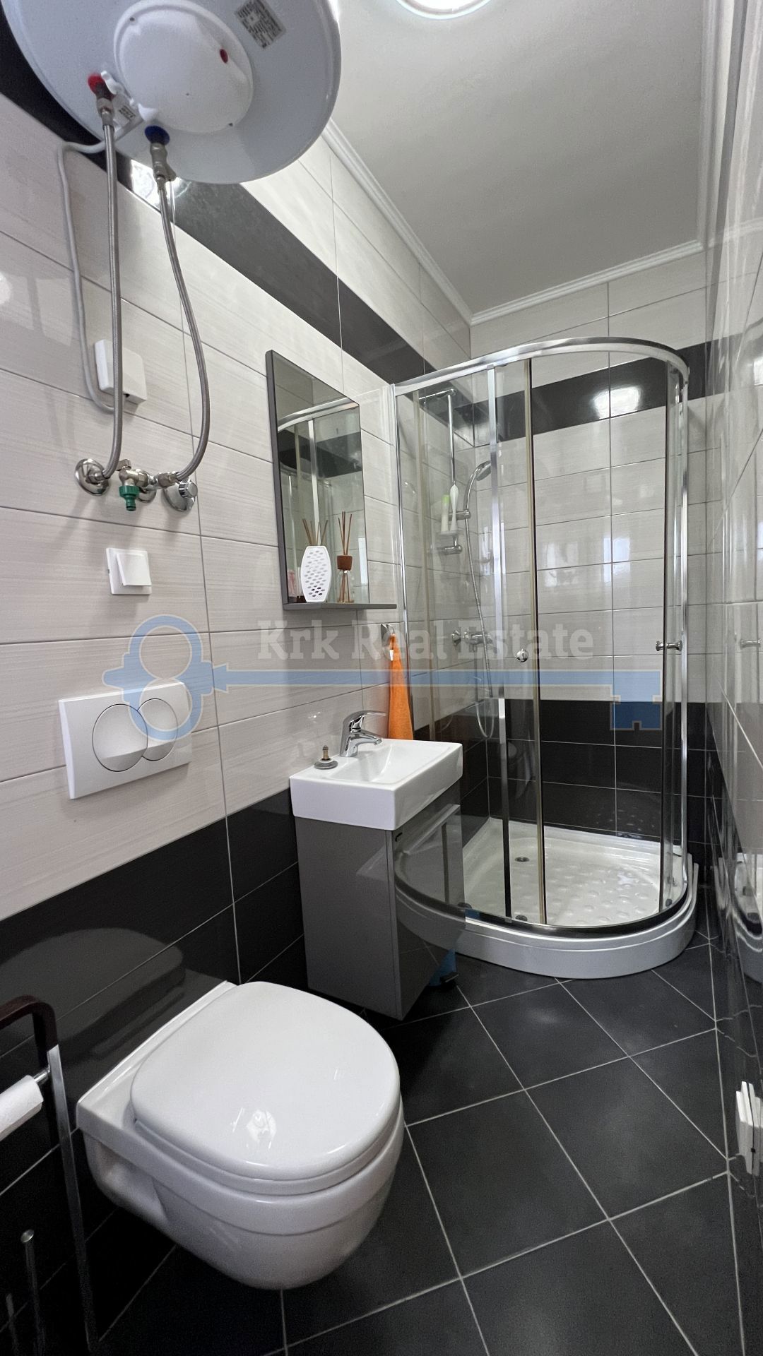 CRIKVENICA - APARTMA S POGLEDOM NA MORJE