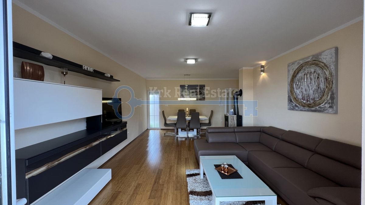 CRIKVENICA - APARTMA S POGLEDOM NA MORJE