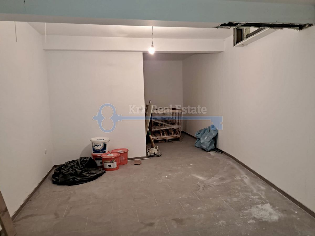 CRIKVENICA - APARTMA S POGLEDOM NA MORJE