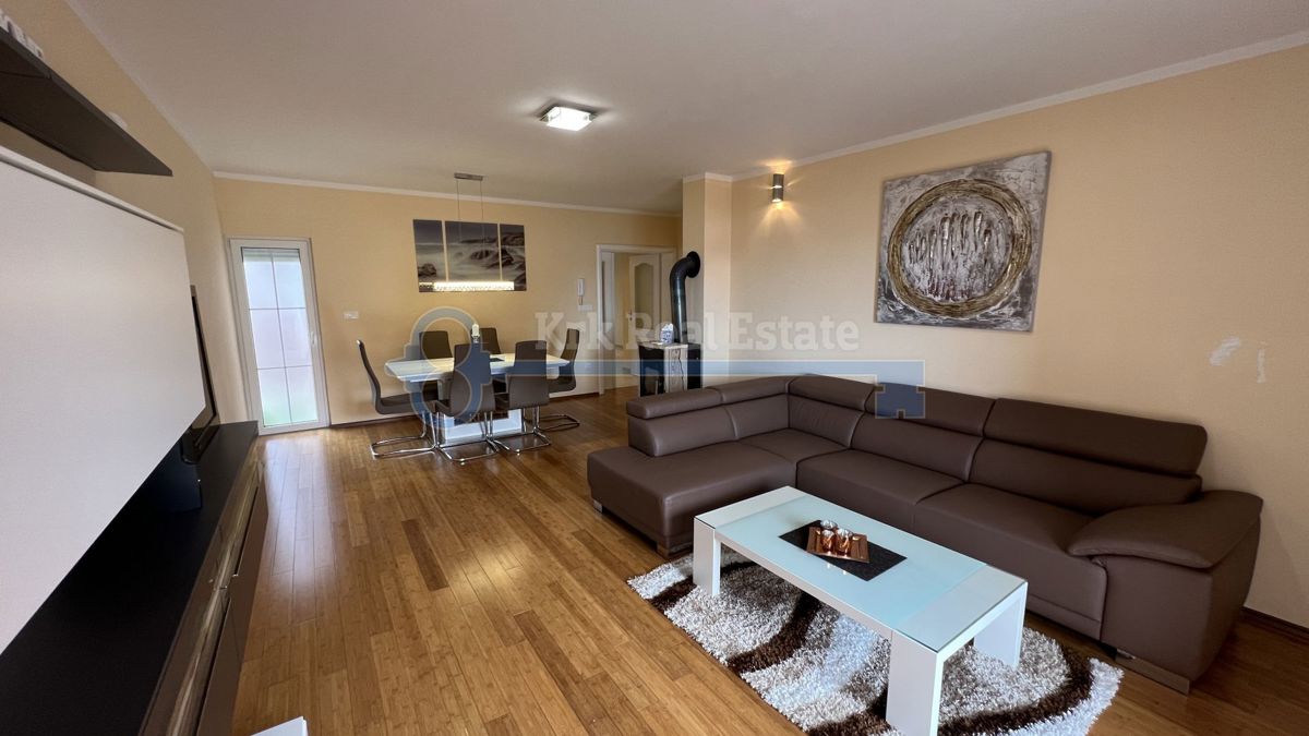 CRIKVENICA - APARTMA S POGLEDOM NA MORJE