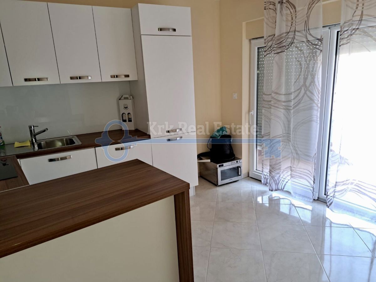 CRIKVENICA - APARTMA S POGLEDOM NA MORJE