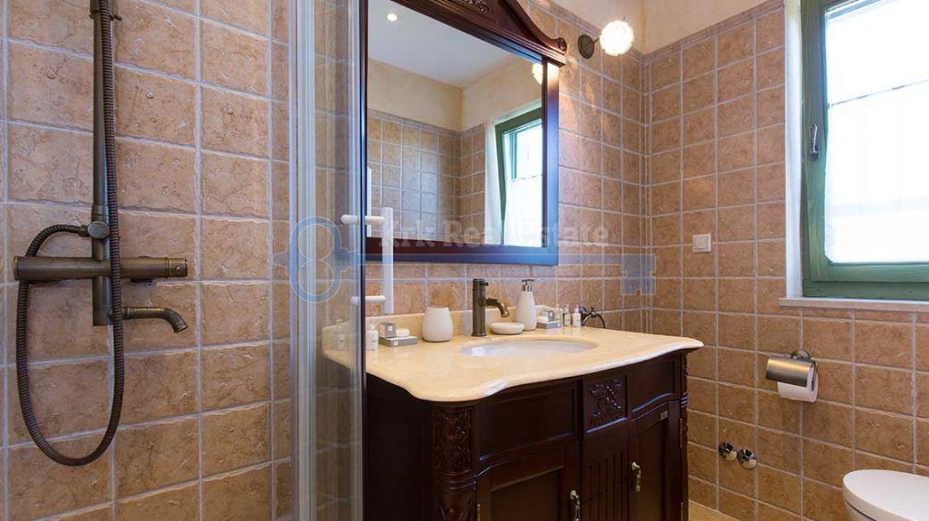 Hiša Kras, Dobrinj, 219,20m2