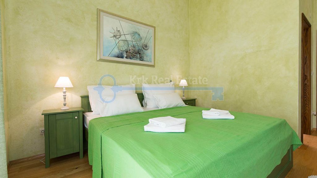 Hiša Kras, Dobrinj, 219,20m2