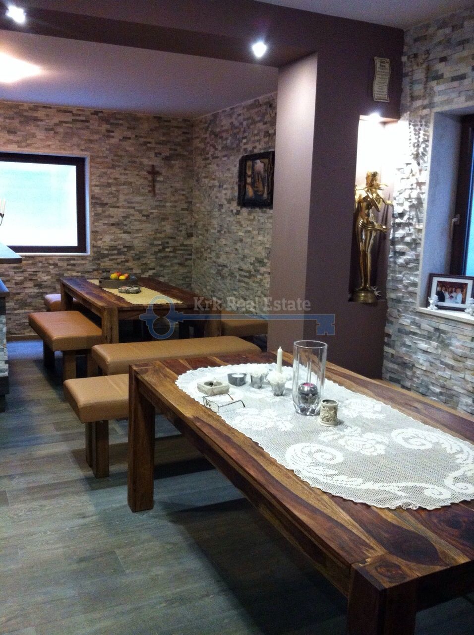 OPATIJA-SAMOSTOJNA VILA Z BAZENOM