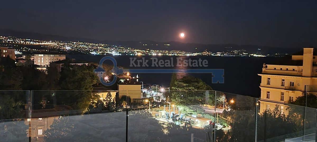 OPATIJA-SAMOSTOJNA VILA Z BAZENOM