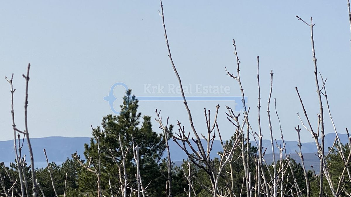 Zemljišče Punat, 3.747m2