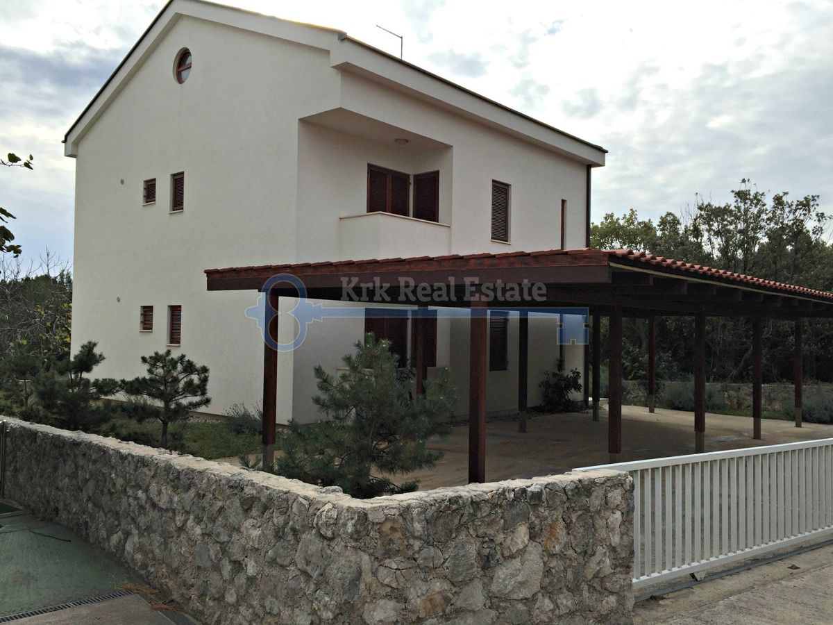 KRK - SAMOSTOJNA HIŠA PRVA VRSTA DO MORJA
