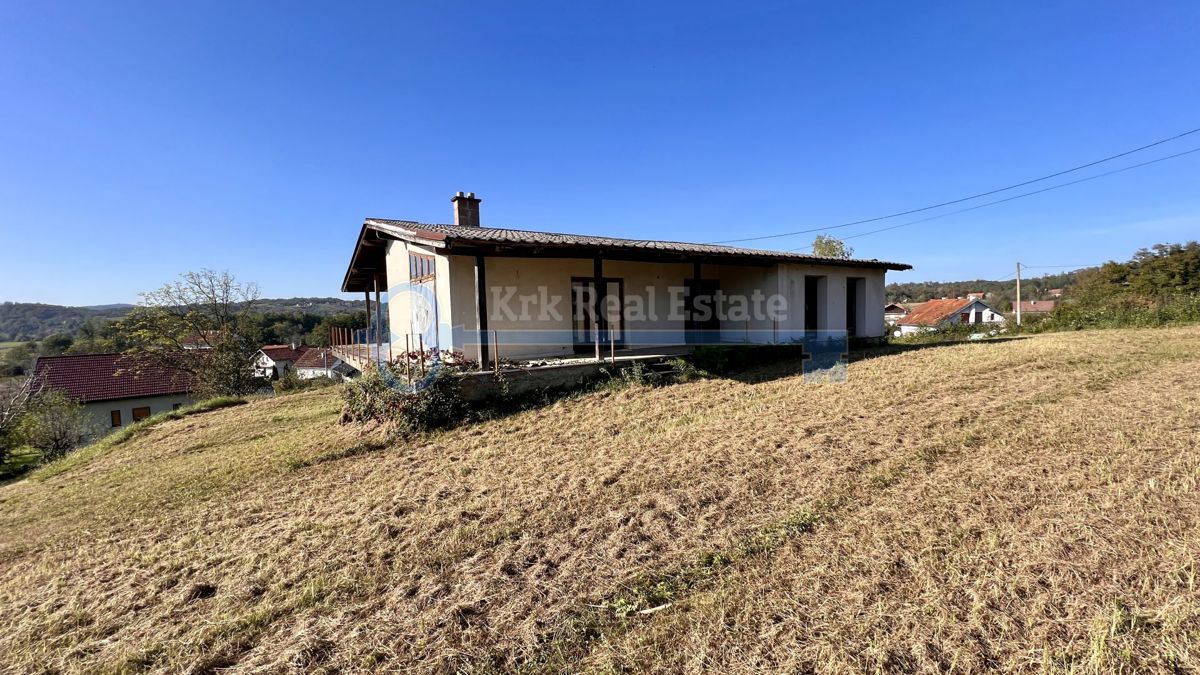 Hiša Karlovac, 300m2