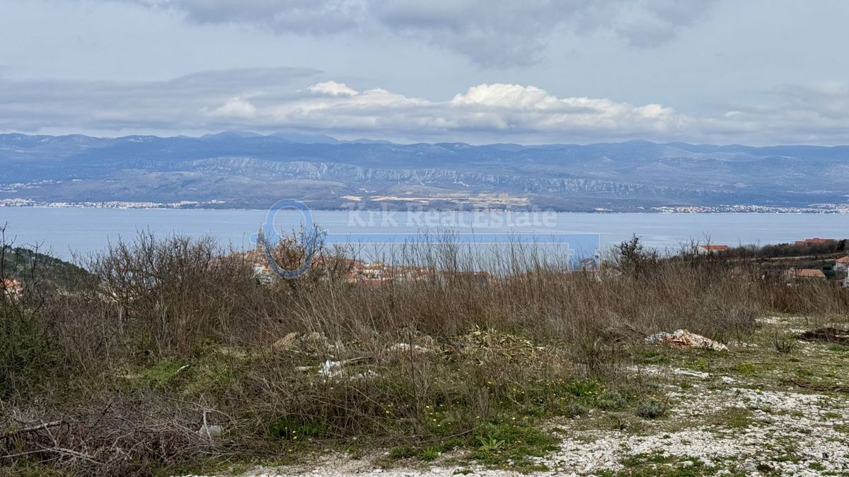 Zemljišče Vrbnik, 2.500m2