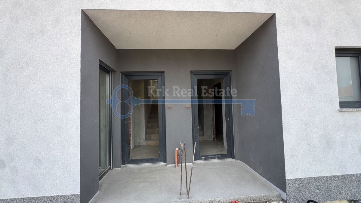 MALINSKA - APARTMA Z GARAŽO, NOVOGRADNJA