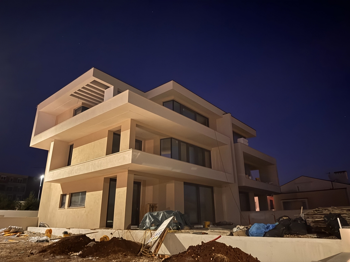 Mesto Krk: Nova luksuzno opremljena hiša na odlični lokaciji