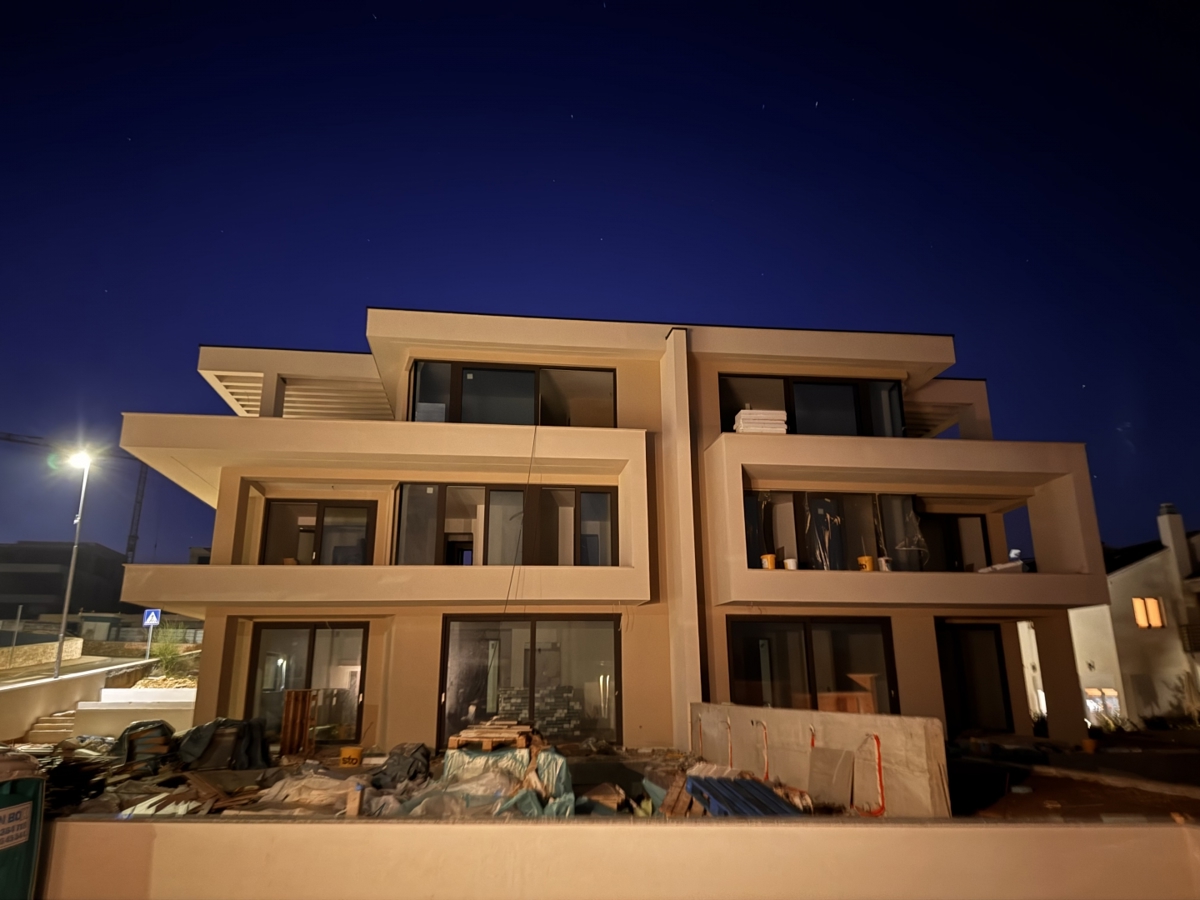 Mesto Krk: Nova luksuzno opremljena hiša na odlični lokaciji