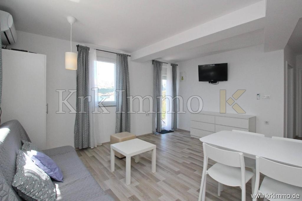 Prvi red ob morju! Moderna apartmajska hiša naprodaj