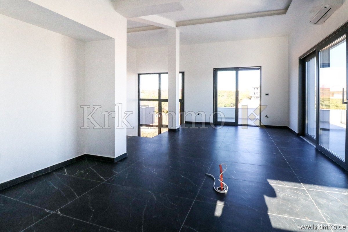 Nov penthouse s pogledom na morje v mestu Krk!