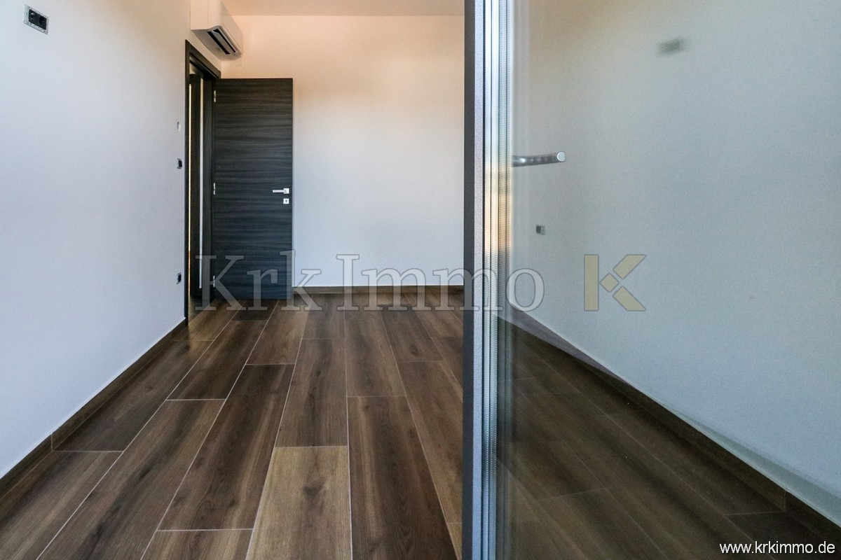 Nov penthouse s pogledom na morje v mestu Krk!