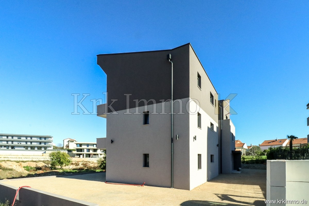 Nov penthouse s pogledom na morje v mestu Krk!