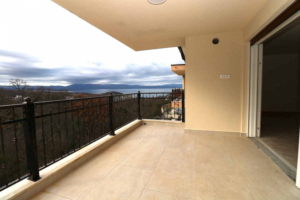 Apartma s pogledom na morje. Nepremičnine Njivice