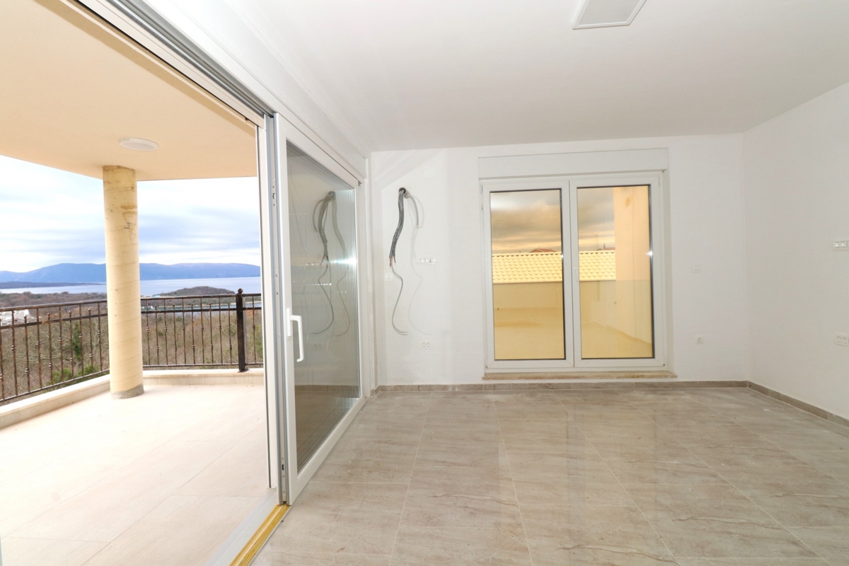 Apartma s pogledom na morje. Nepremičnine Njivice