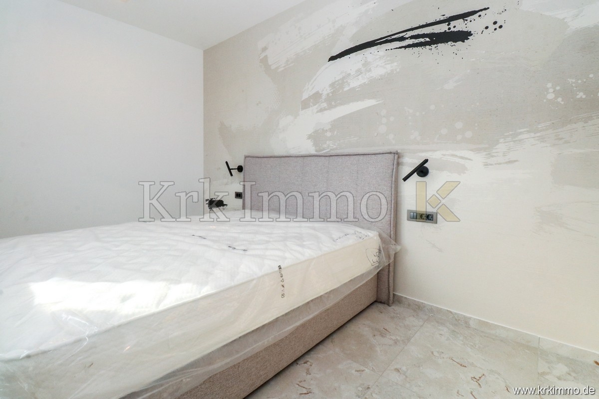 PRODAMO: Nov dvoetažni apartma z bazenom, Malinska