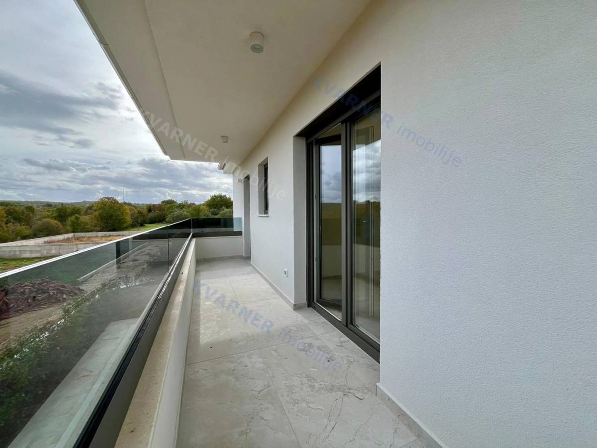 Malinska, prodaja, Nova polovična hiša z bazenom!