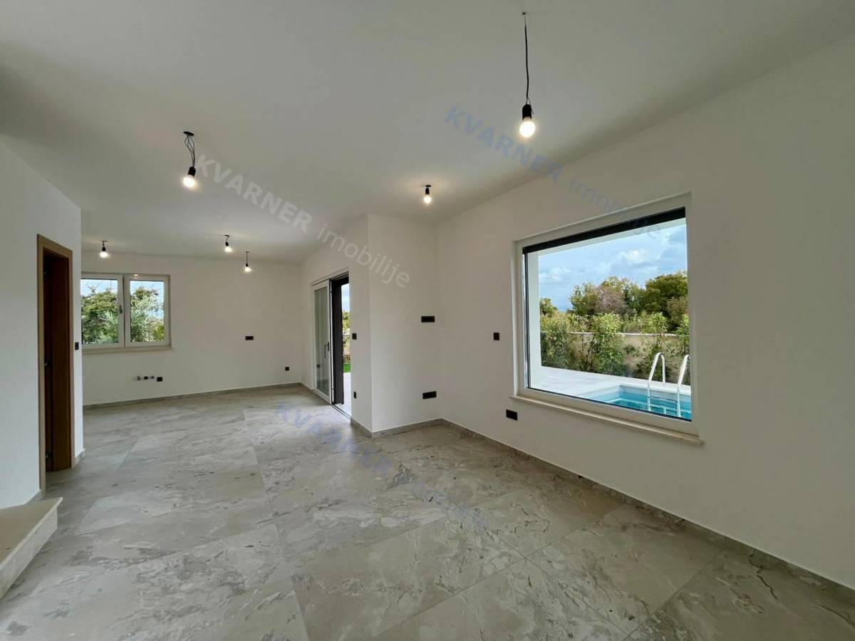 Malinska, prodaja, Nova polovična hiša z bazenom!