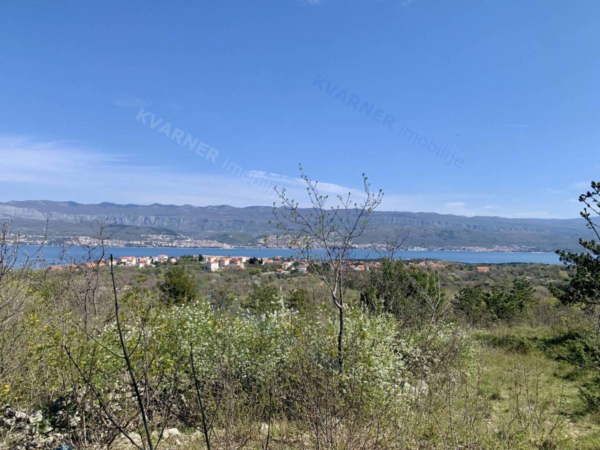 Gradbena parcela s pogledom na morje!