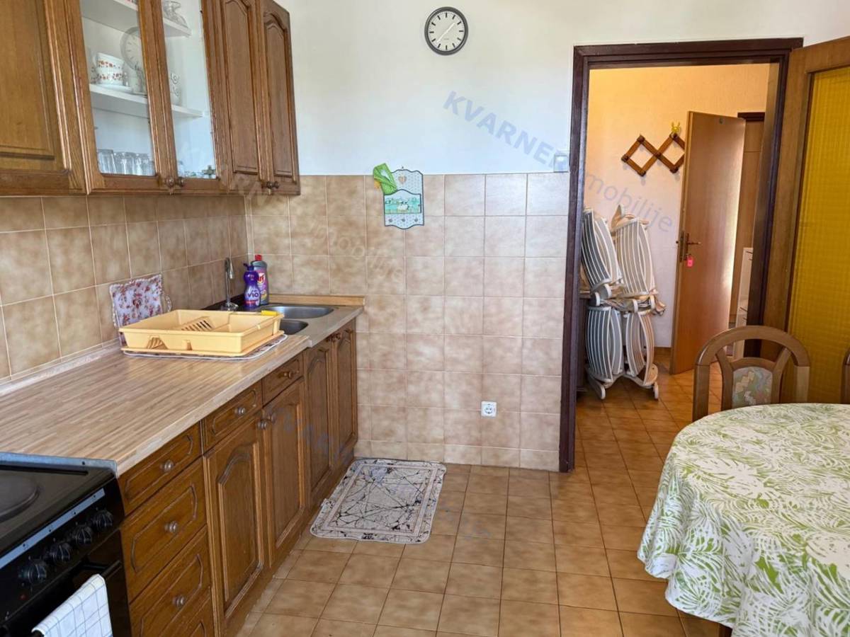 Malinska – Apartmajska hiša – 80 m do morja!