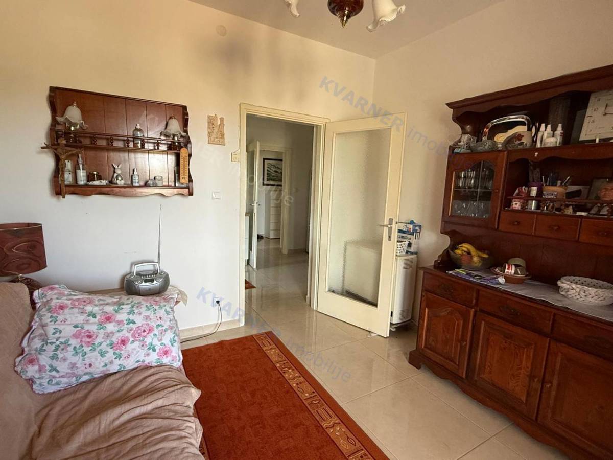Malinska – Apartmajska hiša – 80 m do morja!