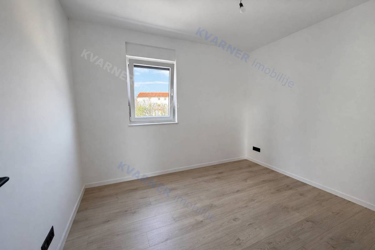 Novogradnja - stanovanje s pogledom na morje!