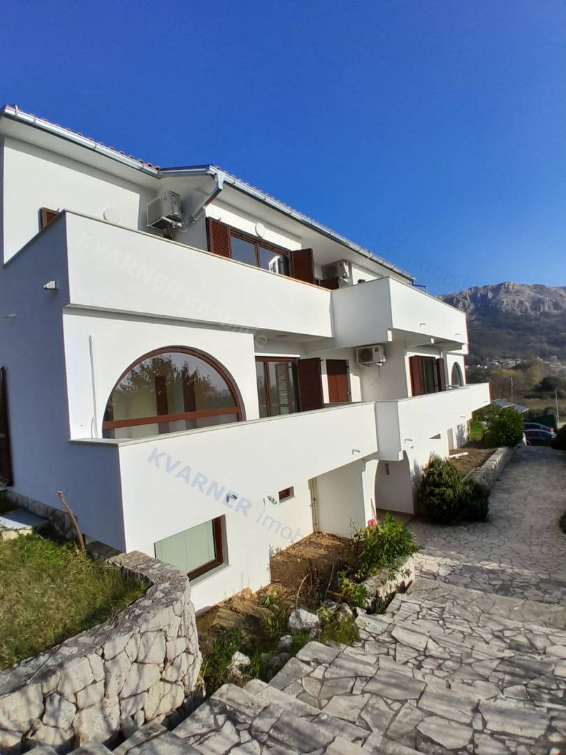 Baška - Prodaja, stanovanje v 1. nadstropju s pogledom na morje!