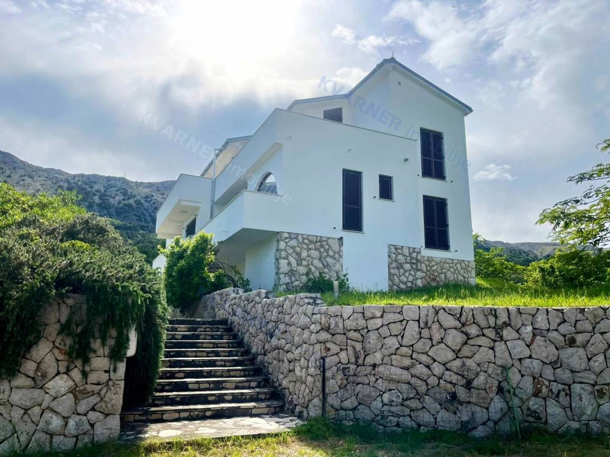 Baška - Prodaja, stanovanje v 1. nadstropju s pogledom na morje!