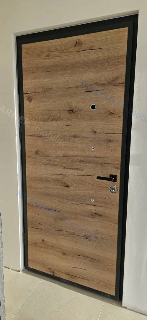  Omišalj - Nov apartma z bazenom in pogledom na morje