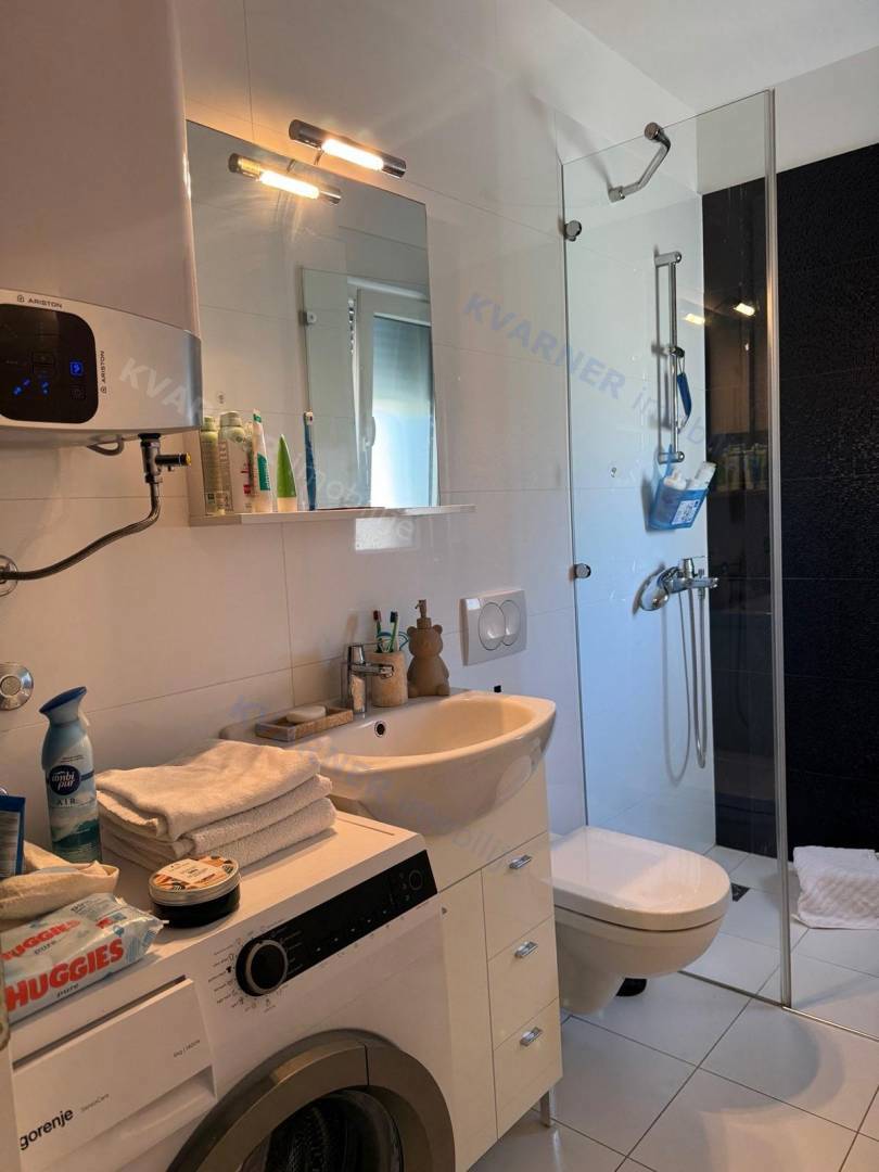 Apartma s panoramskim pogledom na morje – Njivice