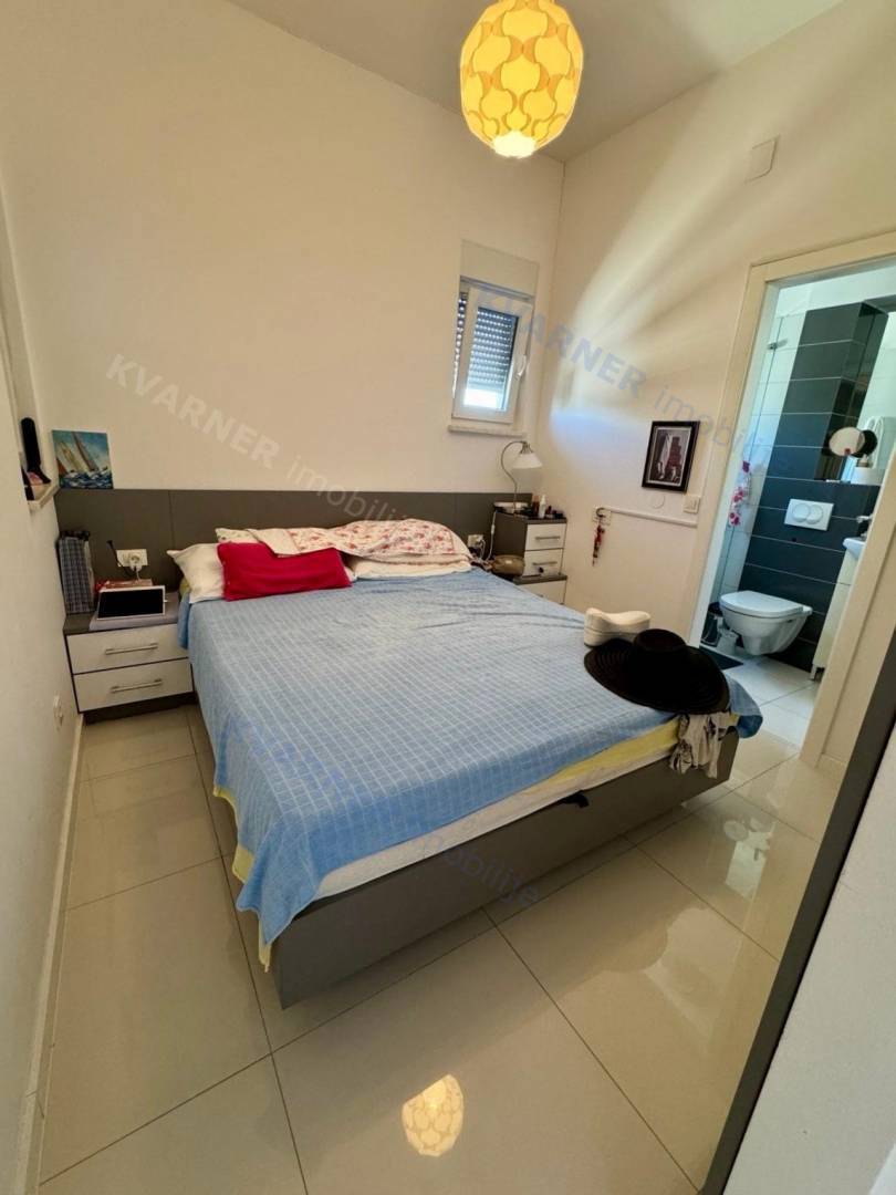 Apartma s panoramskim pogledom na morje – Njivice