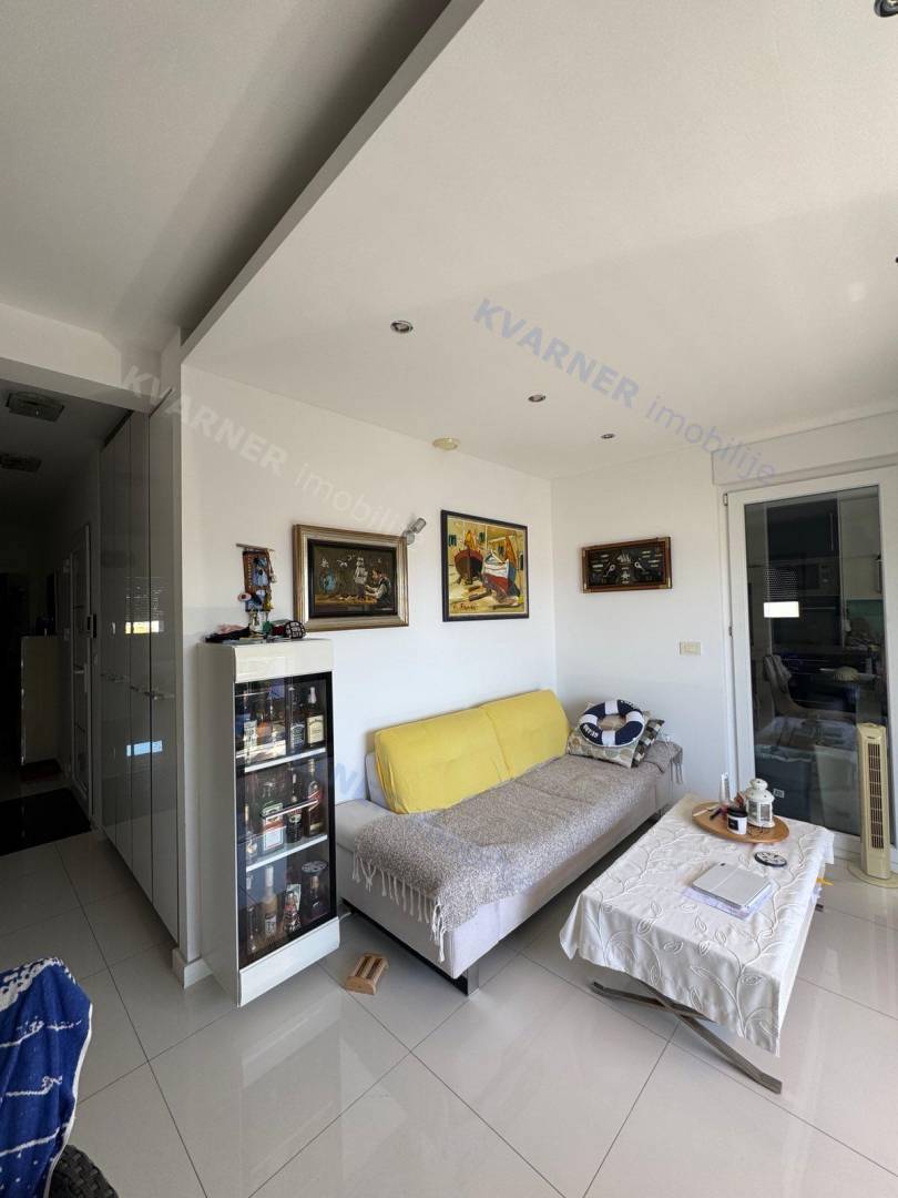 Apartma s panoramskim pogledom na morje – Njivice