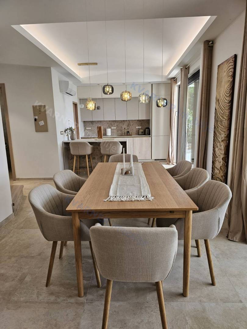 Ekskluzivna samostoječa hiša - razkošje na mirni lokaciji