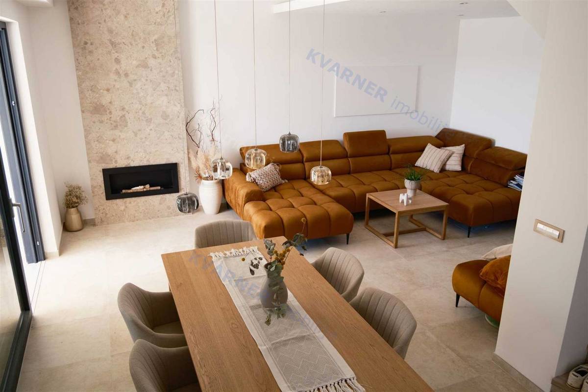 Ekskluzivna samostoječa hiša - razkošje na mirni lokaciji