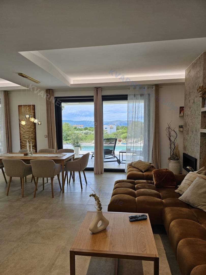 Ekskluzivna samostoječa hiša - razkošje na mirni lokaciji