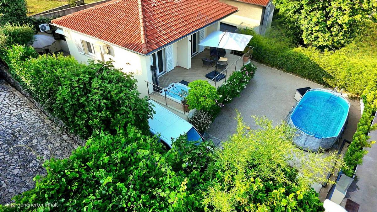 Na prodaj - Krk, Soline, samostojna hiša, blizu plaže!