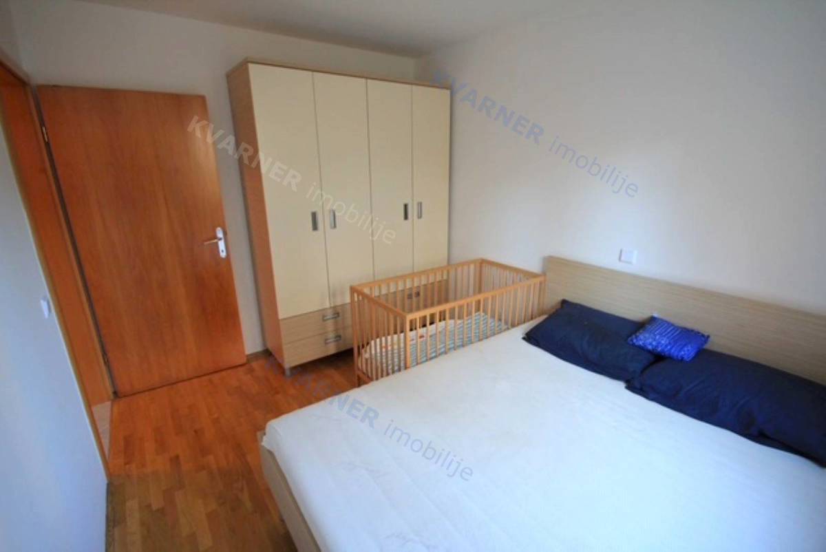 Uvala Soline - pritlični apartma z vrtom