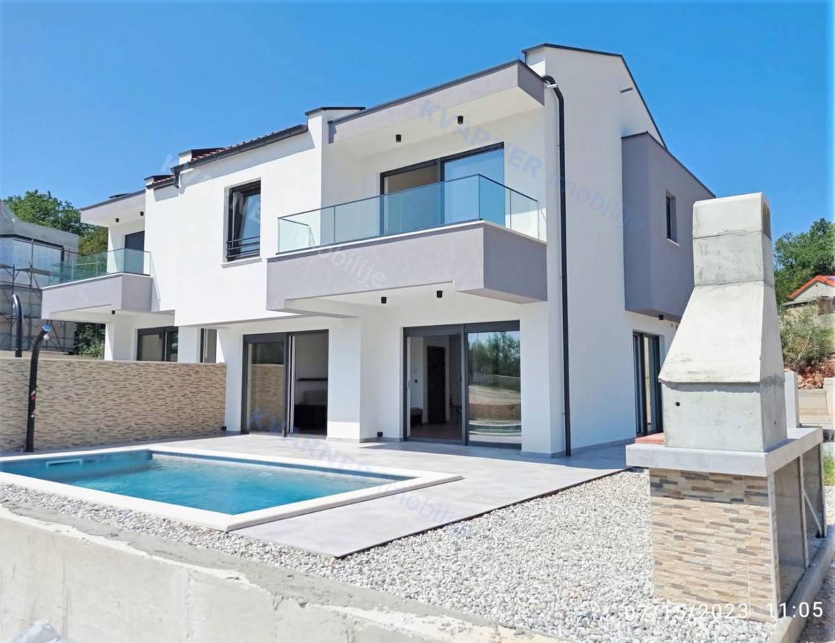 Vrbnik - Dve hiši z bazeni in pogledom na morje!