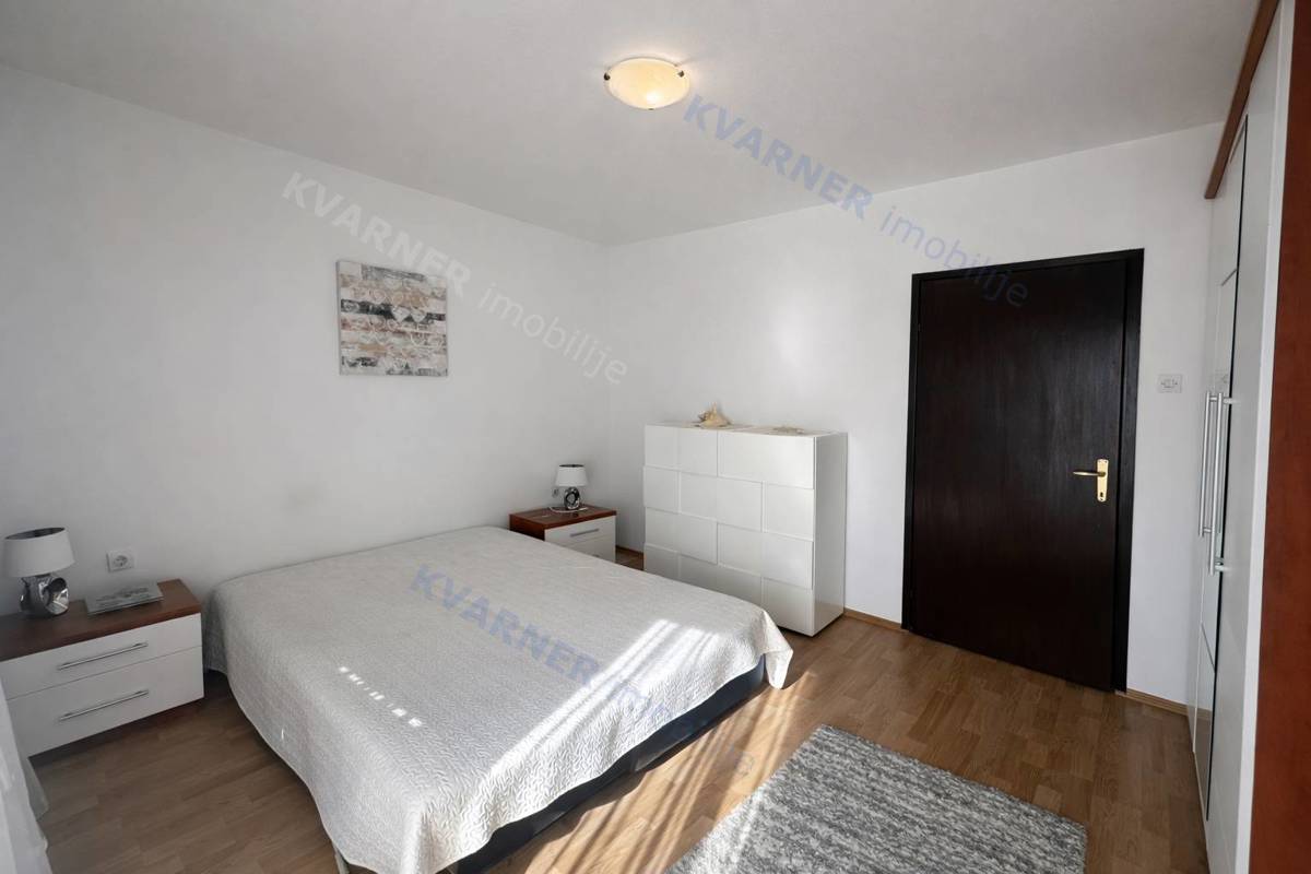 Malinska - Lepo stanovanje s pogledom na morje!