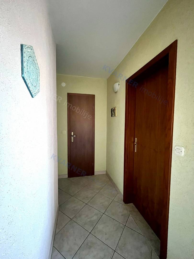 Malinska, prodaja - apartma s pogledom na morje!