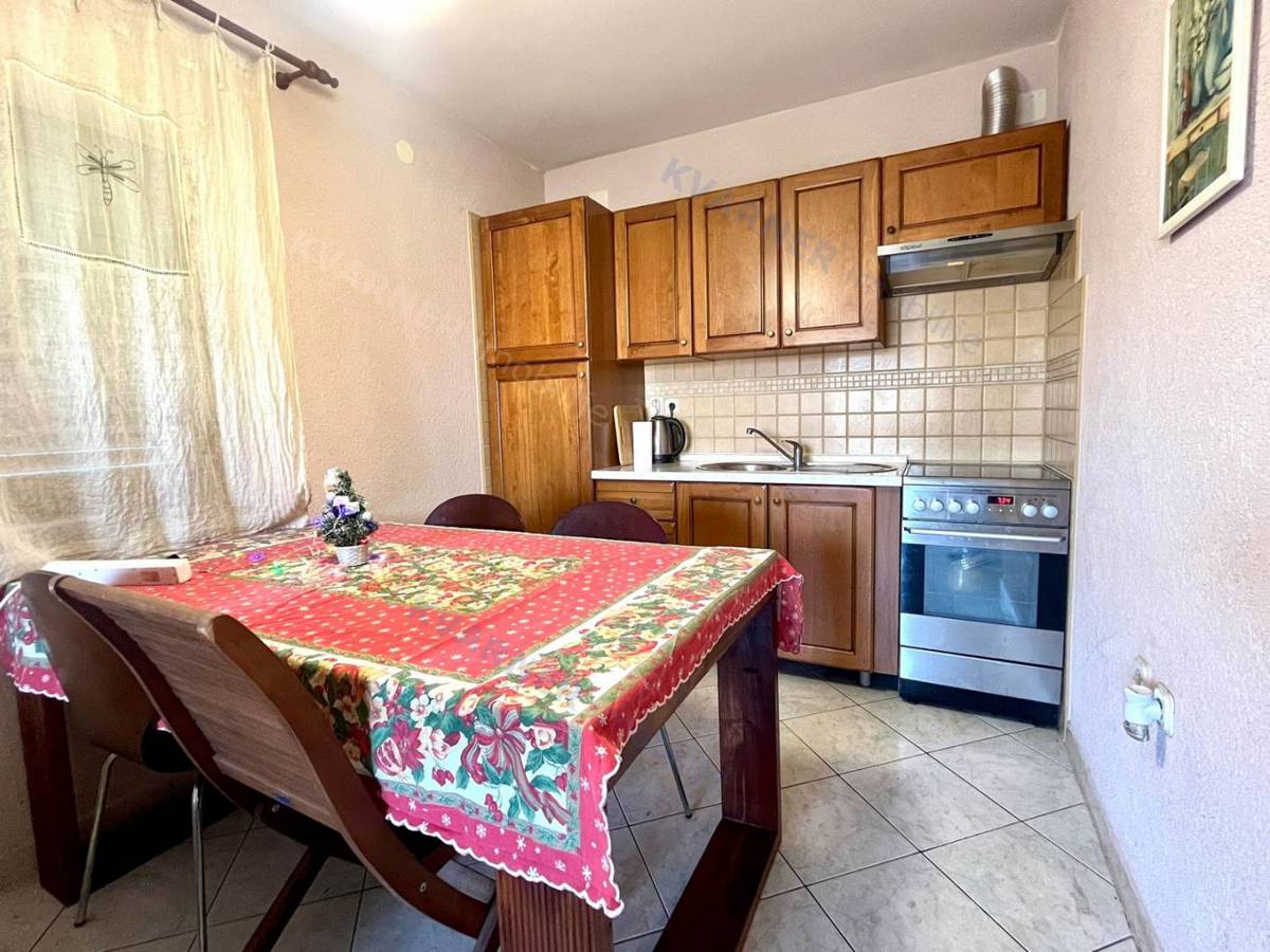 Malinska, prodaja - apartma s pogledom na morje!