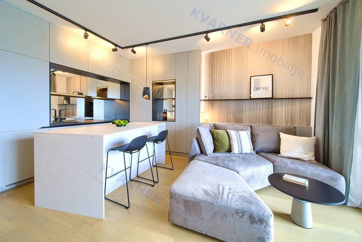 Mesto Krk - Opremljeno pritlično stanovanje s teraso