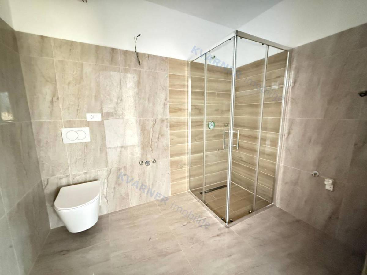  Njivice – Apartma v novogradnji s pogledom na morje