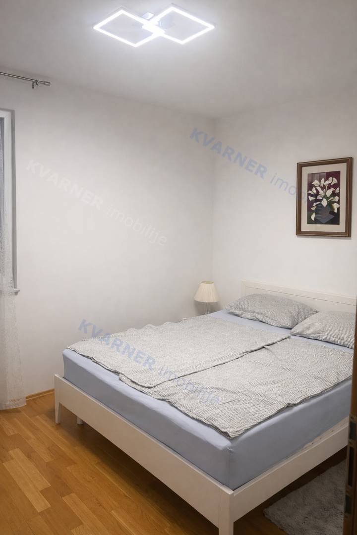 Pritlično stanovanje s pogledom na morje - Krk