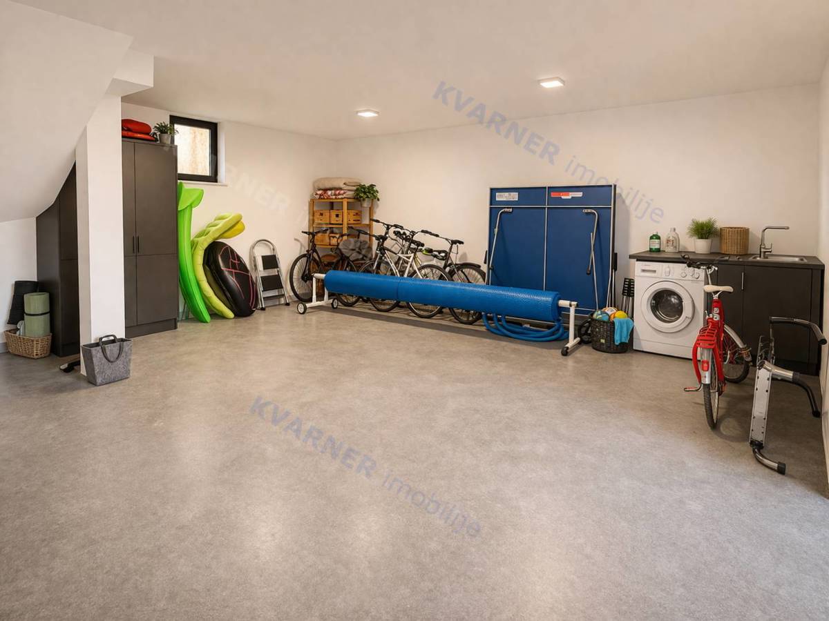 Malinska - hiša z bazenom in pogledom na morje